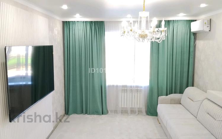 2-комнатная квартира · 60 м² · 4/9 этаж, мкр Юго-Восток, Муканова за 350 000 ₸ в Караганде, Казыбек би р-н — фото 2