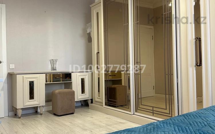 1-комнатная квартира · 47 м² · 14/16 этаж, мкр Новый Город, Бауыржан Момышулы 24 за 20 млн 〒 в Караганде, Казыбек би р-н — фото 15