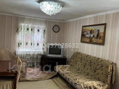 Жеке үй • 3 бөлмелер • 60 м² • 800 сот., Ахмирово 30, бағасы: 9.5 млн 〒 в Усть-Каменогорске, Ахмирово