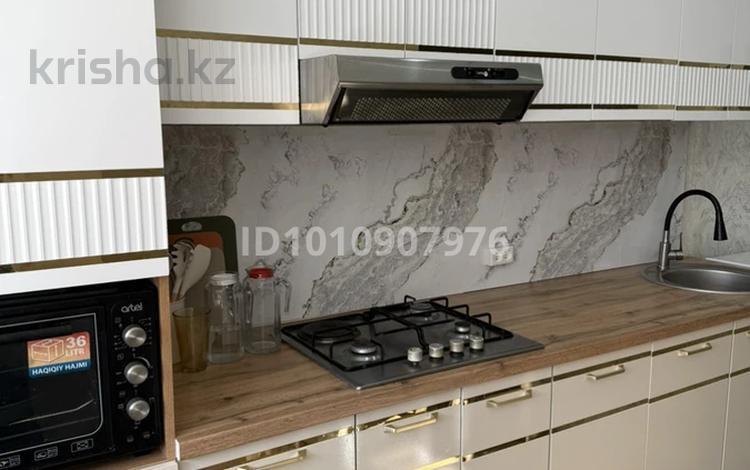 2-бөлмелі пәтер · 60 м² · 3/5 қабат, Бокенбай Батыра 153/6, бағасы: 20 млн ₸ в Актобе, мкр Авиатор — фото 2