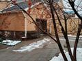Отдельный дом · 8 комнат · 380 м² · 10 сот., мкр Юго-Восток, Панель центр 31 — КАРГУ за 1.7 млн 〒 в Караганде, Казыбек би р-н