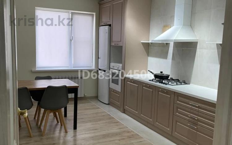 4-бөлмелі пәтер · 130 м² · 6/9 қабат, Жарбосынова 71, бағасы: 380 000 ₸ в Атырау — фото 5