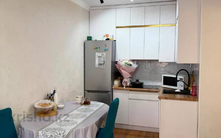 2-бөлмелі пәтер · 43 м² · 4/12 қабат, Бейбарыс Султан 23,25,27 — Горячая цена !!! Срочная продажа !!!, бағасы: 23.5 млн ₸ в Астане, Сарыарка р-н — фото 2