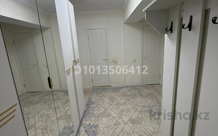 2-комнатная квартира · 56 м² · 2/3 этаж, Нур Актобе 1 мкрн 56 — Бопай ханым 3А, 78 мектеп қасында, бала бақшалар, Анвар супермаркет қасында. 3 этаждың 2 этажы. за 17.5 млн ₸ — фото 2