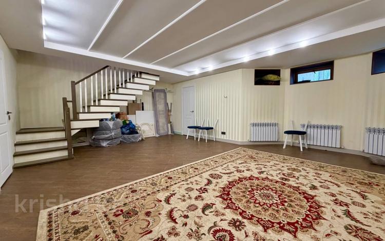 Часть дома · 5 комнат · 200 м² · 6 сот., мкр Комсомольский за 175 млн ₸ в Астане, Есильский р-н — фото 10