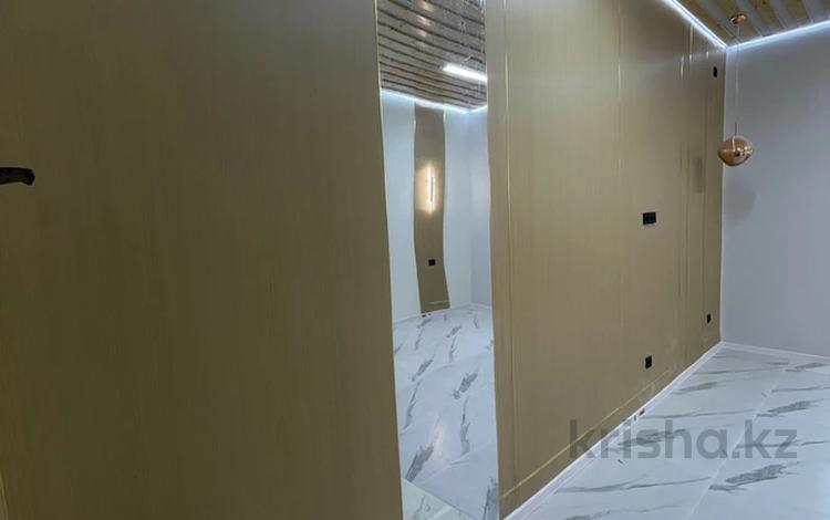 Офисы · 30 м² за 160 000 ₸ в Актобе, мкр. Алтын орда — фото 2