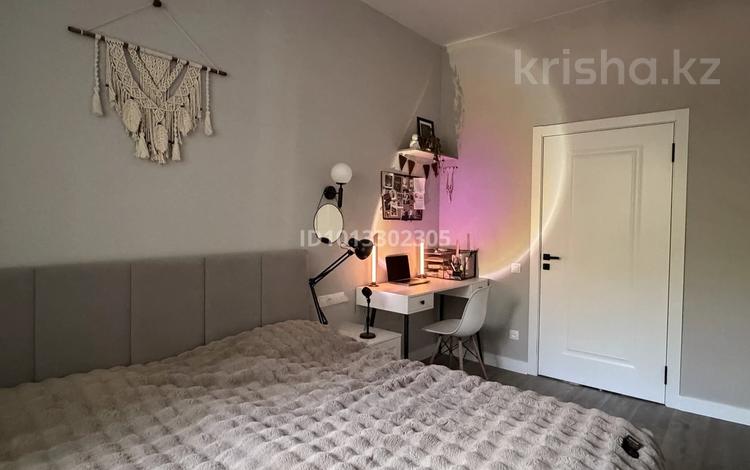 2-комнатная квартира · 55.4 м² · 1/3 этаж, мкр Михайловка , Абая 3 за 25 млн ₸ в Караганде, Казыбек би р-н — фото 2