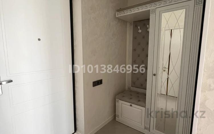 1-бөлмелі пәтер · 40 м² · 8/9 қабат, Шұғыла ш/а. 340/46 к12 — проспект абая и ул. строительная, бағасы: 25 млн ₸ в Алматы, Наурызбайский р-н — фото 2