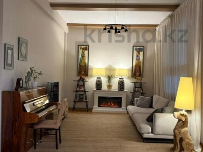 3-бөлмелі пәтер · 150 м² · 8/8 қабат, мкр Горный Гигант, Манаева, бағасы: 186 млн ₸ в Алматы, Медеуский р-н