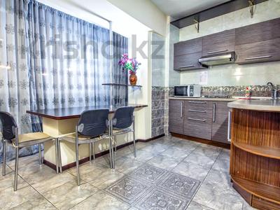 1-комнатная квартира, 40 м², 2/5 этаж посуточно, Желтоксан 137 за 15 000 〒 в Алматы, Алмалинский р-н