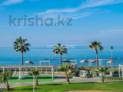 4-комнатная квартира · 138 м² · 1/3 этаж, Aphrodite beachfront resort 13 за 107 млн 〒 в Гирне