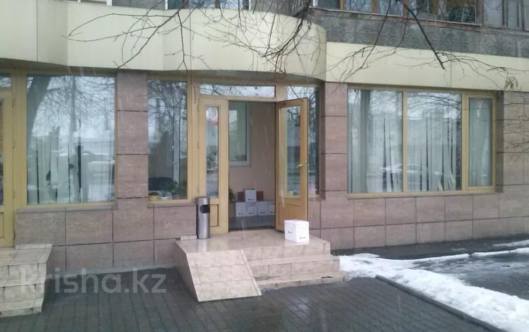 Магазины и бутики • 85 м² за 70 млн 〒 в Алматы — фото 3