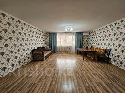 2-бөлмелі пәтер · 80.4 м² · 5/5 қабат, мкр Думан-2, бағасы: 45 млн 〒 в Алматы, Медеуский р-н