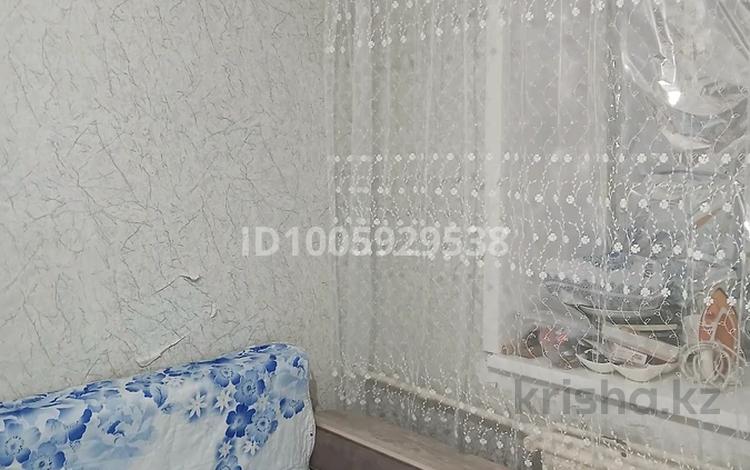 1-комнатная квартира · 13 м² · 5/5 этаж, Тарбагатайская 61 за 3.8 млн ₸ в Семее — фото 2