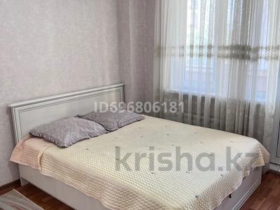 Аренда квартир в Алматы: 2-комнатная квартира · 60 м² · 4/10 этаж · помесячно, мкр Аксай-1А 27б — Төле би момышұлы за 260 000 〒 2-комнатная квартира · 60 м² · 4/10 этаж · помесячно, мкр Аксай-1А 27б — Төле би момышұлы за 260 000 〒 в Алматы, Ауэзовский р-н