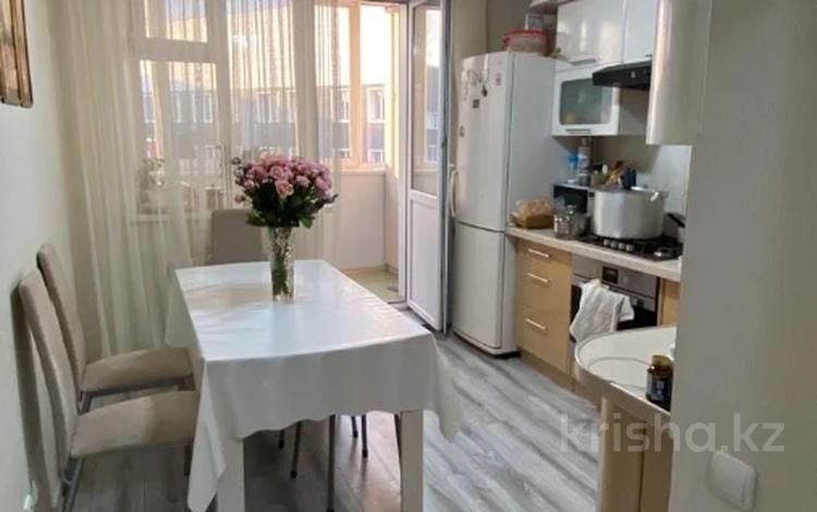 3-бөлмелі пәтер · 85.5 м² · 2/5 қабат, Гастелло 52 — мкр. Береке, бағасы: 35.7 млн ₸ в Петропавловске — фото 2