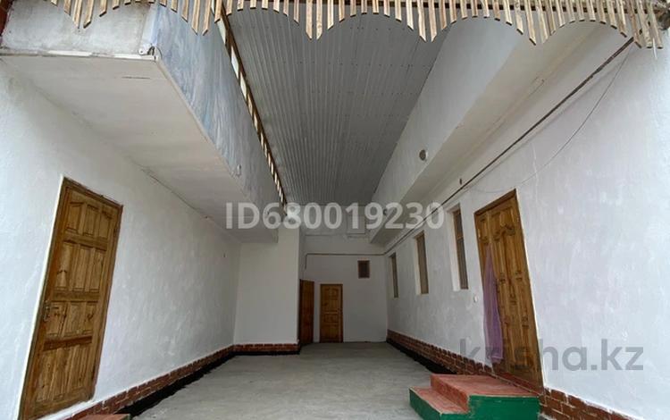Отдельный дом • 5 комнат • 200 м² • 11 сот., Казбек Тореманова за 26 млн 〒 в  — фото 2