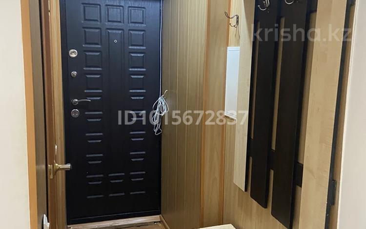 2-бөлмелі пәтер · 45 м² · 1/5 қабат, Есет батыр 116 — Напротив гумманитарного колледжа, бағасы: 130 000 ₸ в Актобе — фото 2