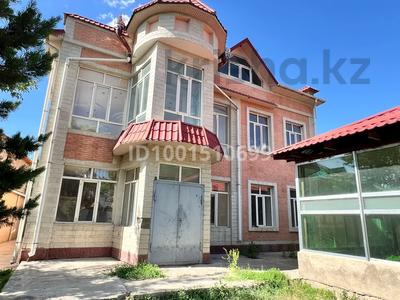 Отдельный дом · 8 комнат · 500 м² · 10 сот., Герцена 7 за 110 млн 〒 в Таразе