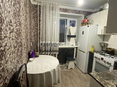 2-комнатная квартира · 43.6 м² · 3/6 этаж, Майкудук, 15й микрорайон за 10.5 млн ₸ в Караганде, Алихана Бокейханова р-н