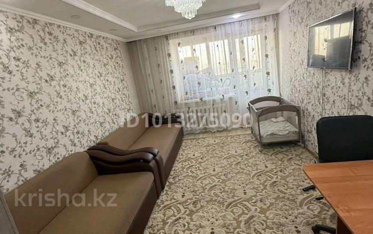 2-бөлмелі пәтер · 56 м² · 7/9 қабат, ,Богенбайулы 30 — тапогрофического колледжа, бағасы: 24 млн ₸ в Семее — фото 2
