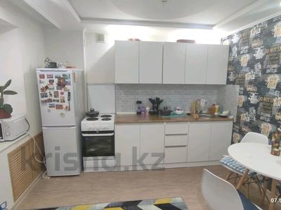 Аренда квартир в Карагандинской обл.: 1-комнатная квартира · 41 м² · 7/9 этаж · помесячно, мкр Юго-Восток, Мкр Юго-Восток, Гапеева 5 за 150 000 〒 1-комнатная квартира · 41 м² · 7/9 этаж · помесячно, мкр Юго-Восток, Мкр Юго-Восток, Гапеева 5 за 150 000 〒 в Караганде, Казыбек би р-н