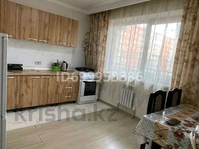 1-бөлмелі пәтер · 45 м² · 5/10 қабат · ай сайын, мкр Шугыла, Жунисова 14/8, бағасы: 180 000 〒 в Алматы, Наурызбайский р-н