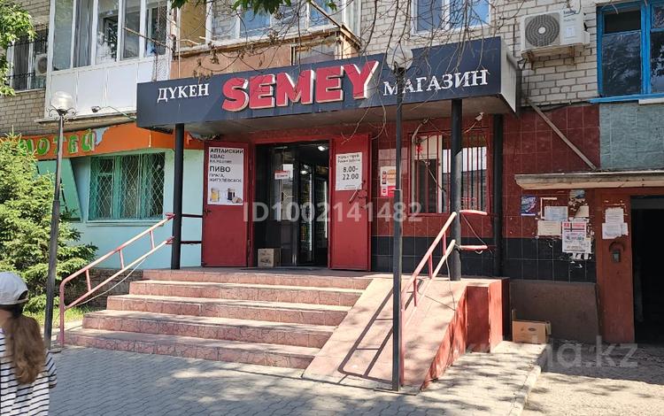 Еркін, дүкендер мен бутиктер · 78 м², бағасы: 15 млн 〒 в Курчатове — фото 7