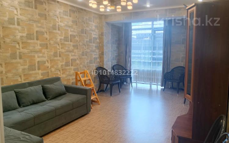 2-бөлмелі пәтер · 70 м² · 3/13 қабат, Толе би 189/3, бағасы: 400 000 ₸ в Алматы, Алмалинский р-н — фото 2