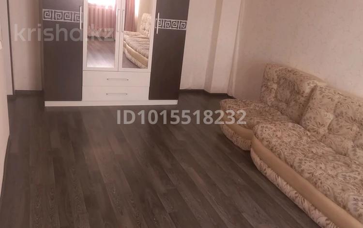 1-комнатная квартира · 49 м² · 10/15 этаж, Тлендиева 48 — Ул.Улытау за 220 000 ₸ в Астане, Сарыарка р-н — фото 2