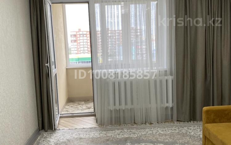 4-бөлмелі пәтер · 83.7 м² · 7/10 қабат, мкр Строитель 30, бағасы: 30 млн ₸ в Уральске — фото 2