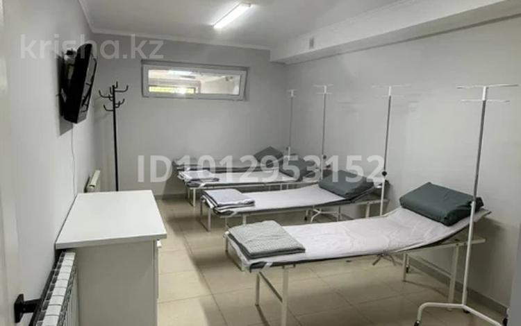 Медцентры и аптеки · 25 м² за 75 000 ₸ в Шымкенте, Туран р-н — фото 2