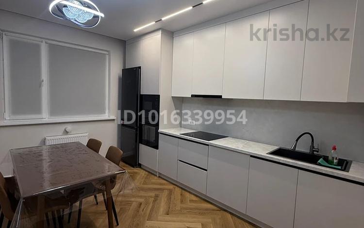 3-бөлмелі пәтер · 85 м² · 3/9 қабат, Туран 55/13, бағасы: 400 000 ₸ в Астане, Нура р-н — фото 2