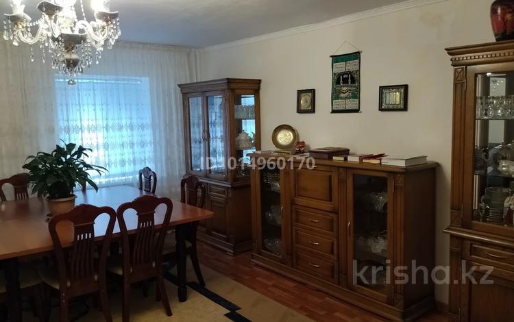4-комнатная квартира · 87.9 м² · 3/4 этаж, Сулейменова 64 — Пересечение с улицей Ауельбекова за 24 млн ₸ в  — фото 15
