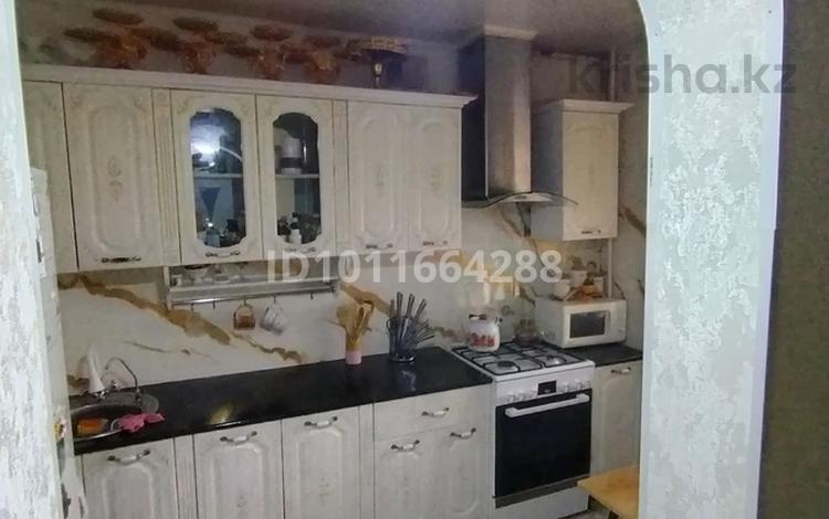 2-бөлмелі пәтер · 51.7 м² · 2/2 қабат, Жалын 3а — ул сатпаева, бағасы: 14 млн ₸ в Жанаозен — фото 4