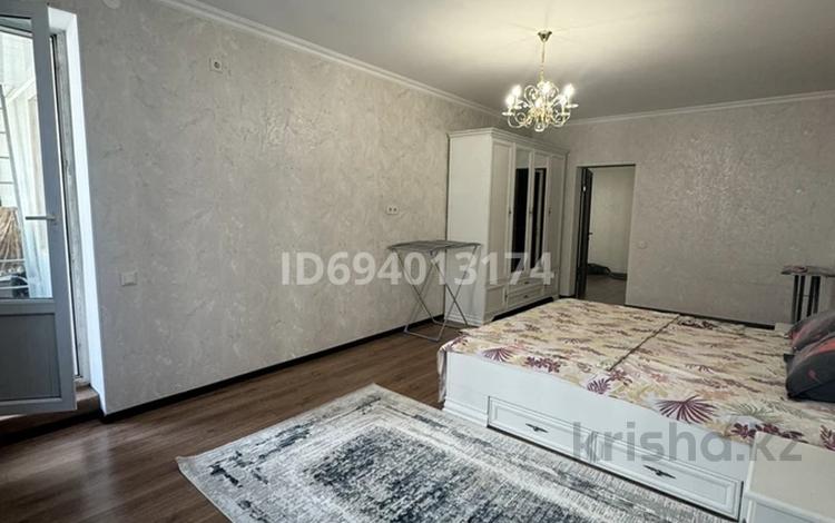 2-бөлмелі пәтер · 77 м² · 9/19 қабат, Брусиловского 167 — Есенжанова, бағасы: 3 000 〒 в Алматы, Алмалинский р-н — фото 2