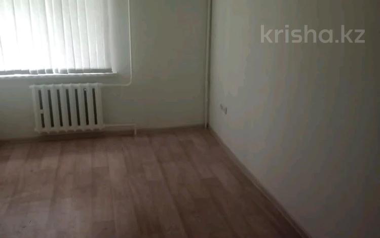 1-комнатная квартира · 12 м² · 2/5 этаж, Назарбаева за ~ 4.1 млн 〒 в Петропавловске — фото 2