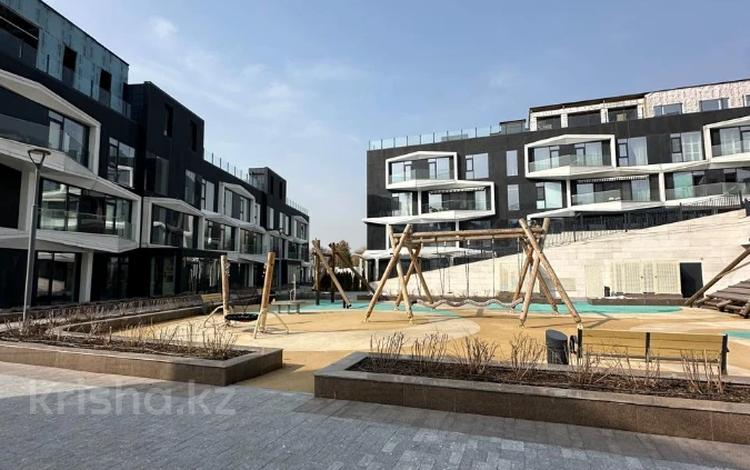 4-комнатная квартира · 219 м² · 1/3 этаж, Ондасынова 1/1 за 264 млн ₸ в Алматы, Медеуский р-н — фото 4