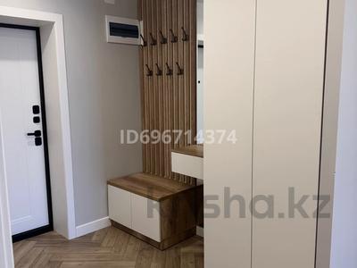 4-комнатная квартира, 138 м², 8/8 этаж помесячно, Сатыбалды Дауымова 69 — Парк Кирова за 700 000 〒 в Уральске