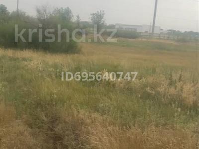 Участок · 10 соток, Автогараж азф 90 — Анвар гипермаркет за 1.7 млн 〒 в Актобе