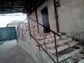 Отдельный дом · 4 комнаты · 120 м² · 8 сот., Яблочная 5 пер. 48 — Возле Южной подстанций,рядом школа 26 10минут езды,поликлиника рядом,маршруты 15прям вдоль дороги находится остоновка. за 30 млн ₸ в Таразе — фото 3