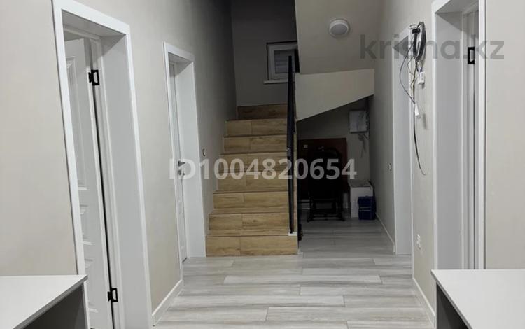 4 бөлме · 20 м² · 2 қабат, Ақжар ш/а. 142|1 — Жандосова/даулеткерея, бағасы: 65 000 ₸ в Алматы, Наурызбайский р-н — фото 10
