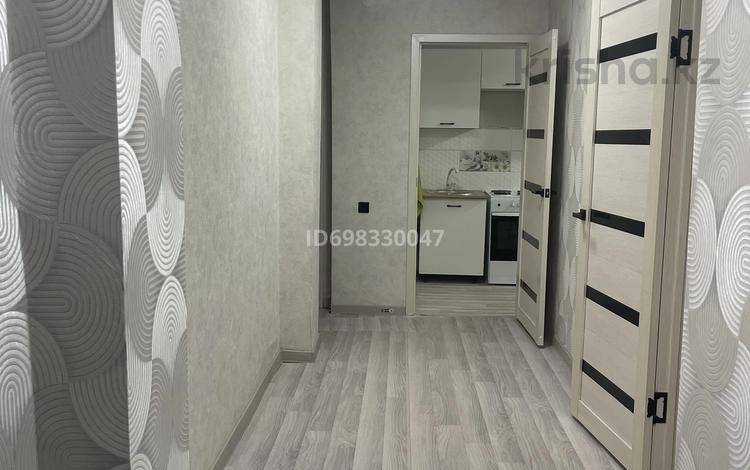 2-бөлмелі пәтер, 60 м², 14/18 қабат ай сайын, Кенесары 70, бағасы: 230 000 〒 в Астане, р-н Байконур — фото 2