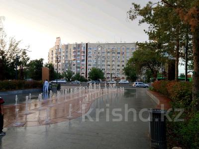 1-комнатная квартира · 43 м² · 8/9 этаж, Аль Фараби 131 — Навои за 280 000 ₸ в Алматы, Бостандыкский р-н