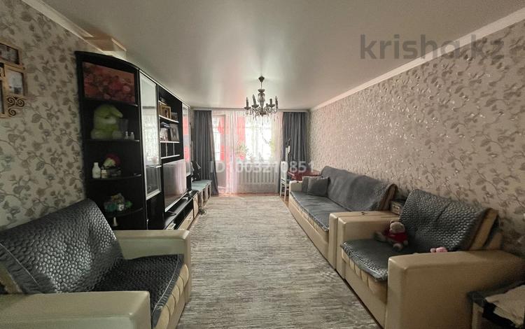 3-комнатная квартира · 69.5 м² · 6/6 этаж, Космическая 21 за 35 млн 〒 в Усть-Каменогорске, Ульбинский — фото 2