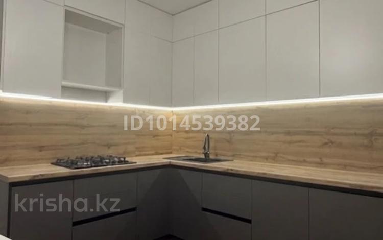 3 комнаты · 80 м² · 1/9 этаж, 10 лет Независимомти 36/1 за 90 000 ₸ в  — фото 2