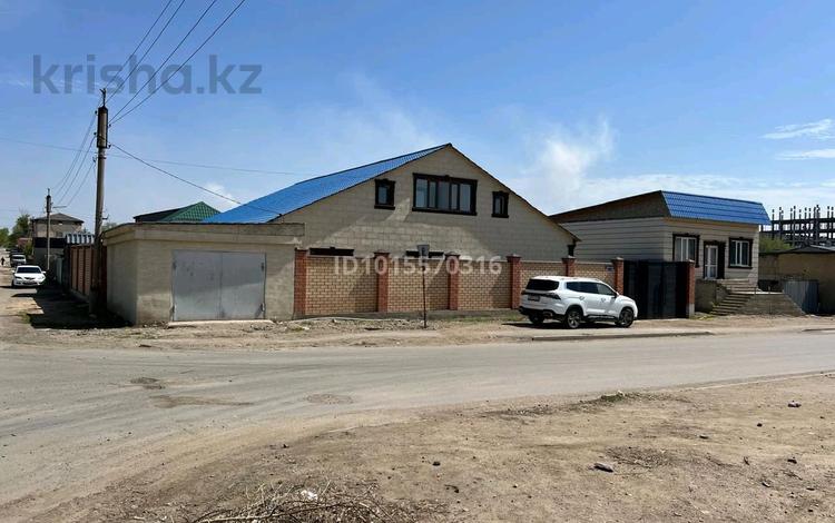 Отдельный дом · 6 комнат · 275 м² · 12 сот., Байконурова 64 — Байконурова/Асылбекова за 150 млн ₸ в Жезказгане — фото 2
