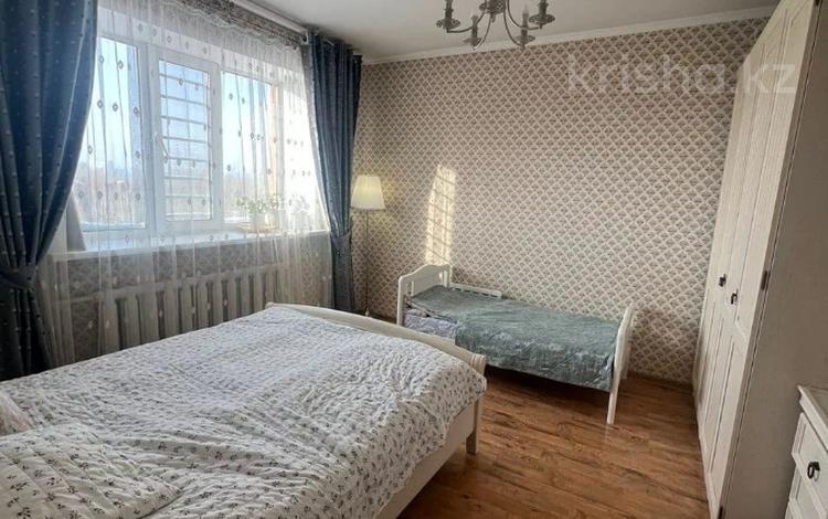 2-комнатная квартира, 70 м², 5/5 этаж, Абылай хана 1