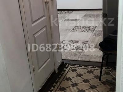 2-комнатная квартира · 43 м² · 2/2 этаж, мкр Жилгородок, Жилгородок ш/а. — Военный городок за 8 млн ₸ в Актобе