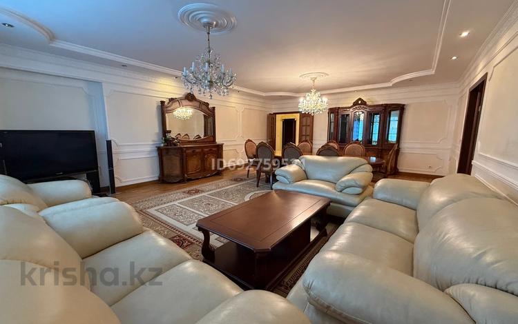 5-бөлмелі пәтер · 200 м² · 8/20 қабат, Абая 45/1, бағасы: ~ 90 млн ₸ в Астане, р-н Байконур — фото 19
